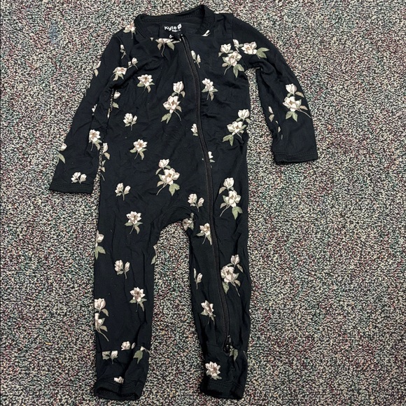 Kyte BABY Black floral one piece 6-12mo - Picture 1 of 5